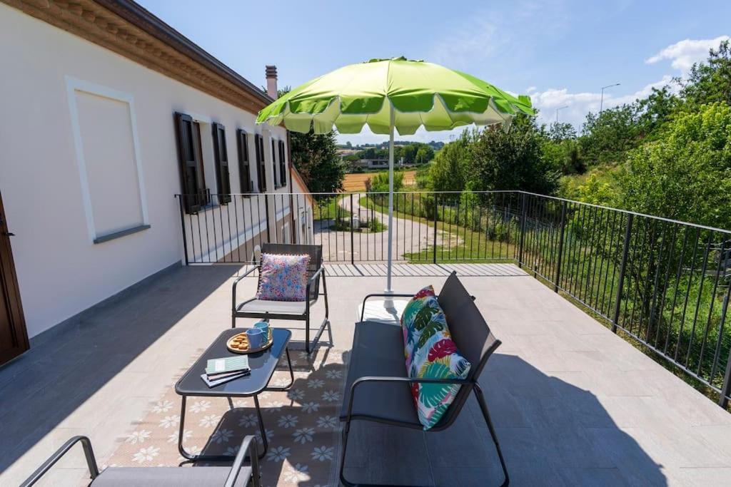 Casale Passalacqua Pesaro By Yohome La Torraccia Exteriör bild